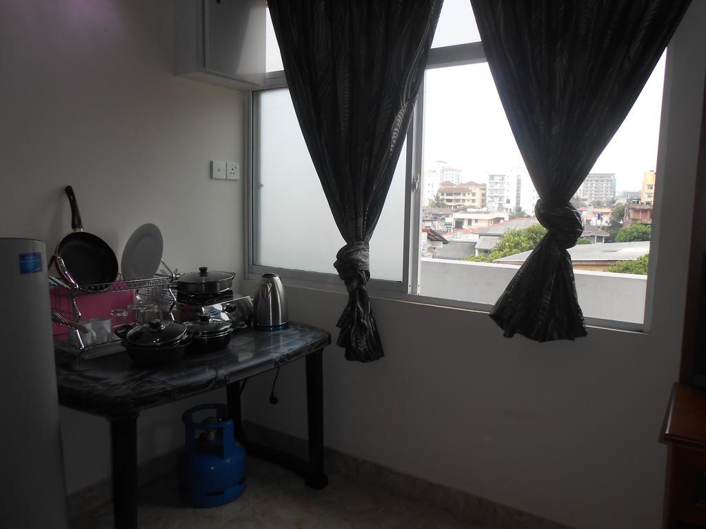Colombo City Apartments Room photo